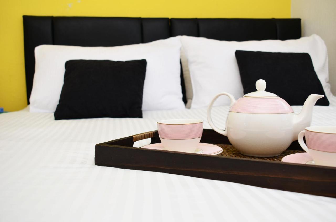 Sm Dreams Unlimited Serviced Accommodation- Stanwell-Staines-Heathrow ภายนอก รูปภาพ